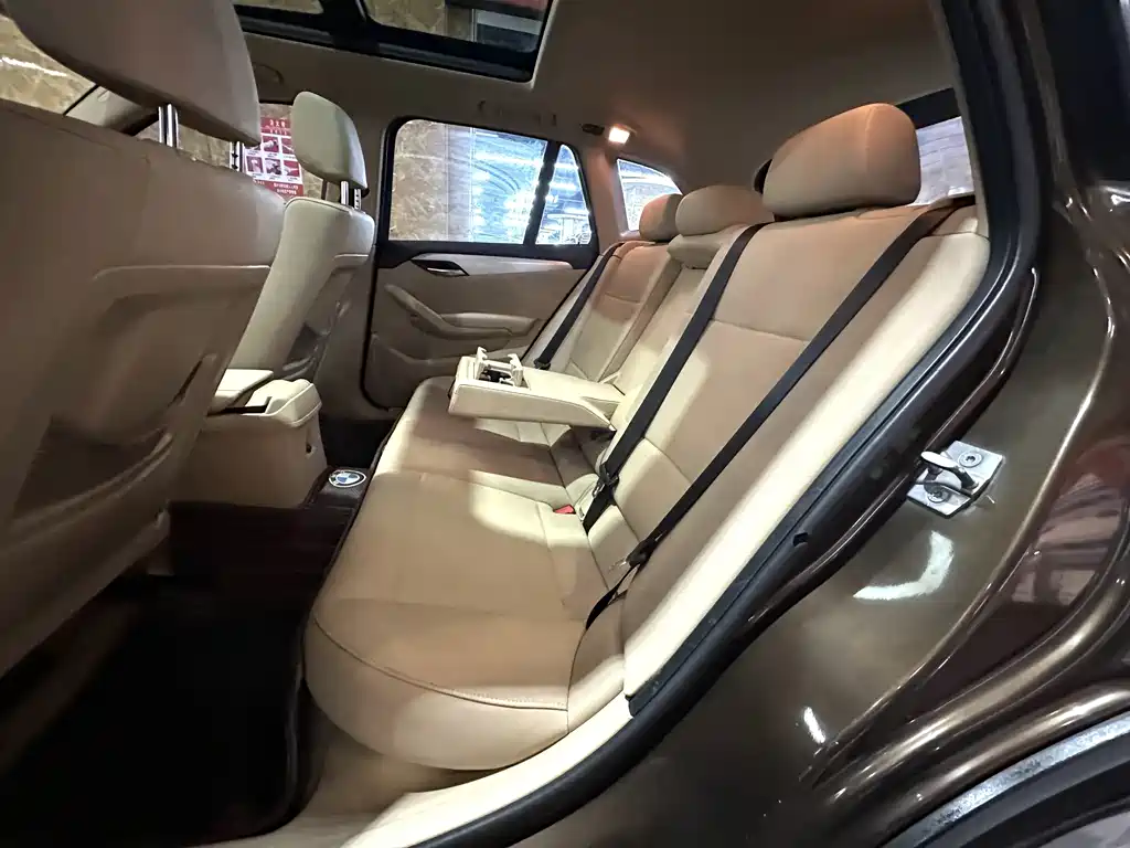 BMW X1 — миниатюра 17