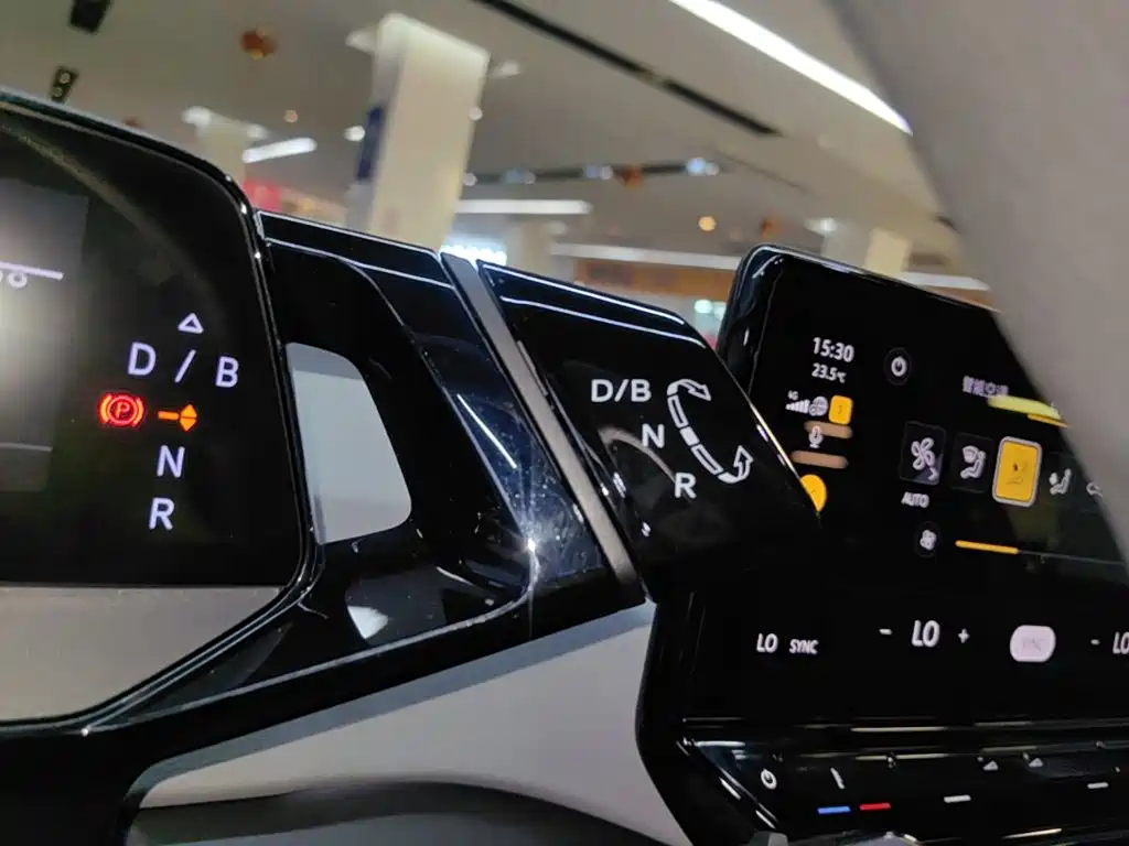 Volkswagen ID.3 — миниатюра 14