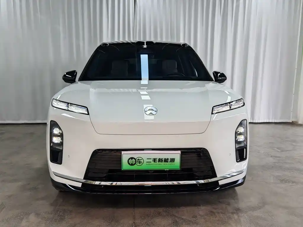 NIO ES8 — миниатюра 2