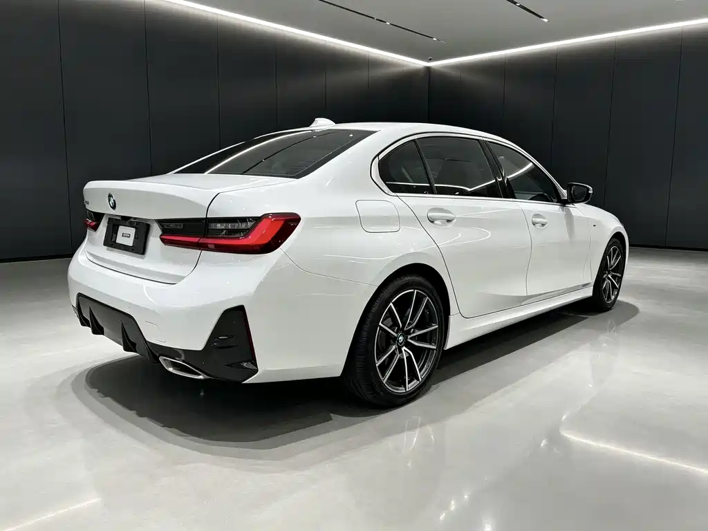 BMW 3 Series — миниатюра 4