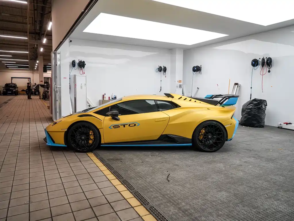 Lamborghini Huracán - фото 2