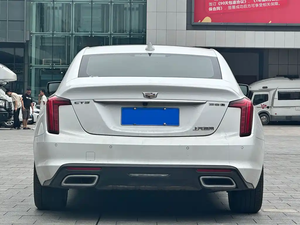 Cadillac CT5 — миниатюра 4