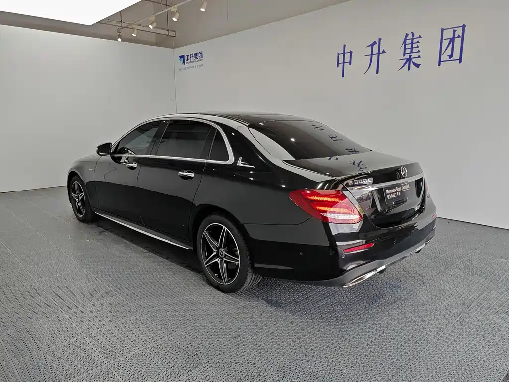 Mercedes-Benz E-Class E 2020 E 300 L Sport