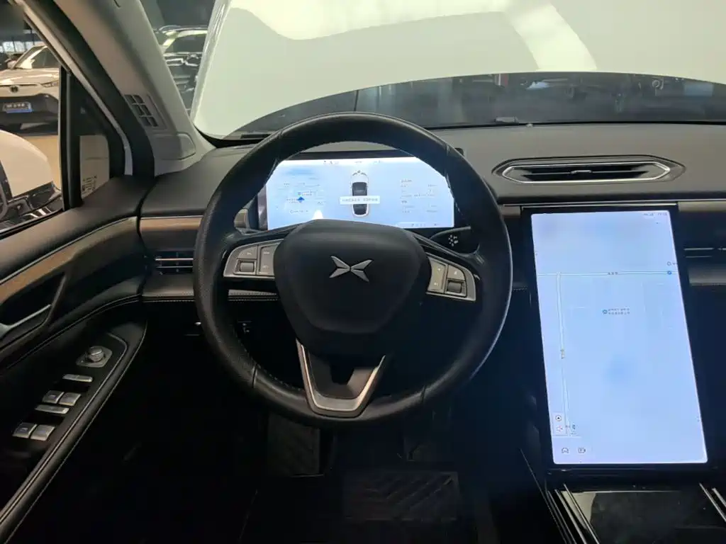 XPeng P5 — миниатюра 11