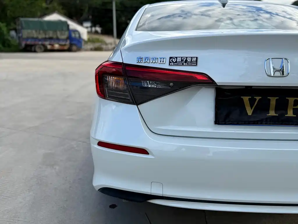 Honda Civic — миниатюра 10