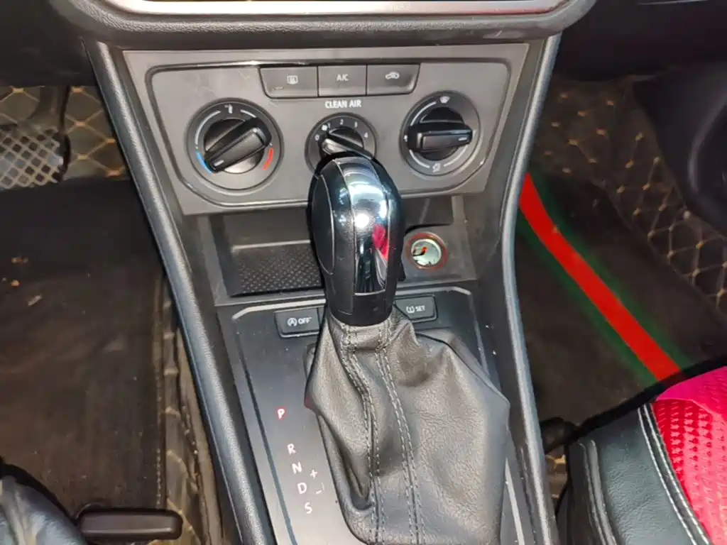 Volkswagen Lavida — миниатюра 14