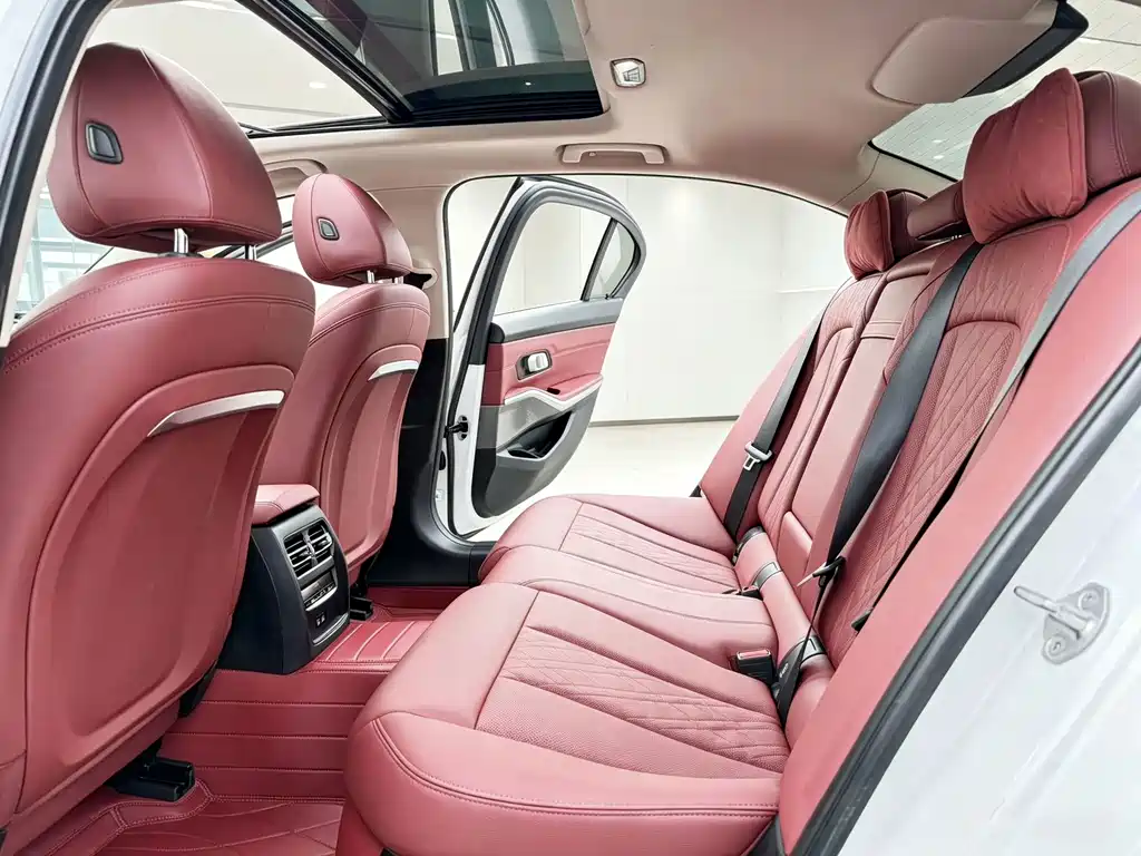 BMW 3 Series — миниатюра 9