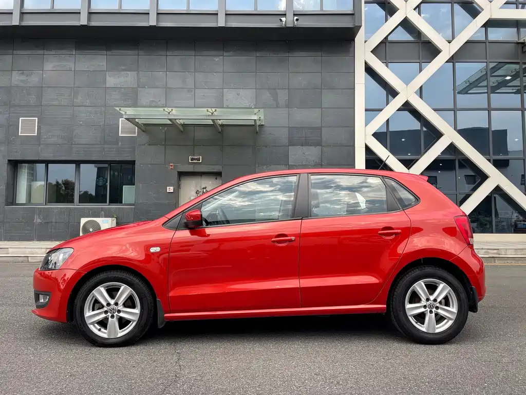 Volkswagen Polo — миниатюра 5