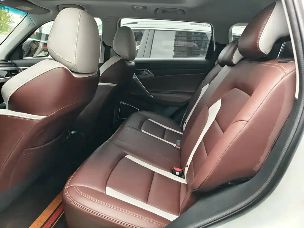 Geely Boyue — миниатюра 11