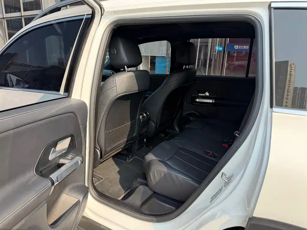 Mercedes-Benz EQB — миниатюра 13