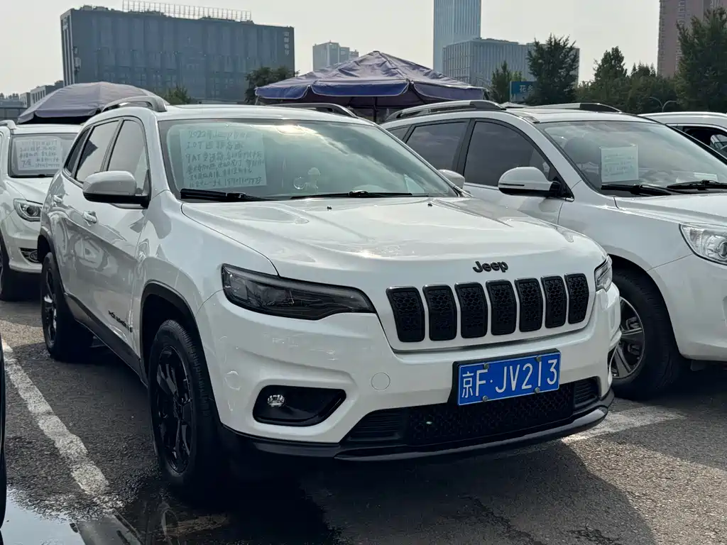 Jeep Cherokee — миниатюра 14