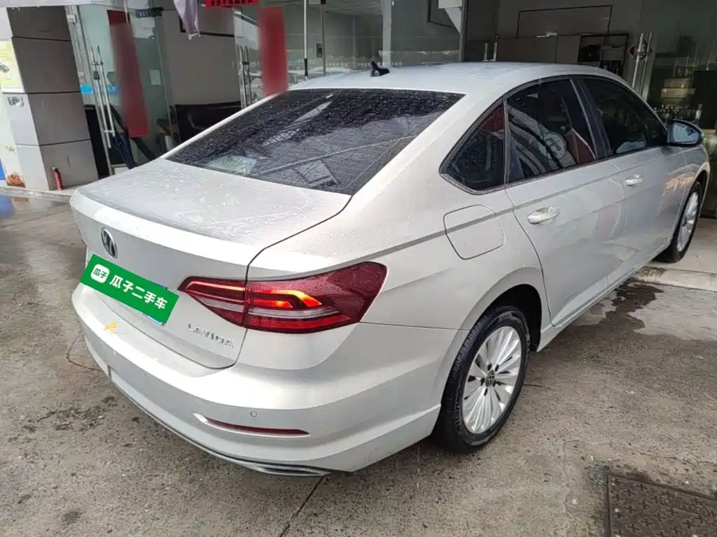 Volkswagen Lavida — миниатюра 7