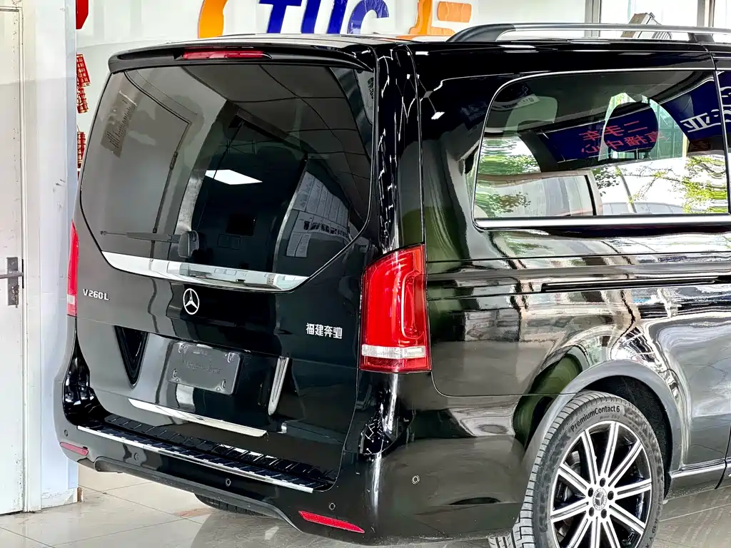 Mercedes-Benz V-Class V 2022 V 260 L Luxury