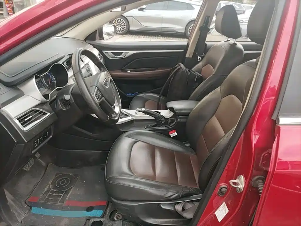 Geely Vision — миниатюра 15