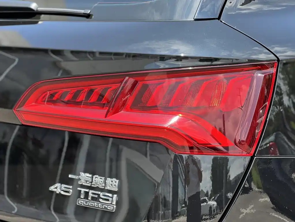 Audi Q5L — миниатюра 12