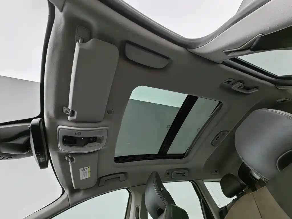 Volvo XC60 — миниатюра 14