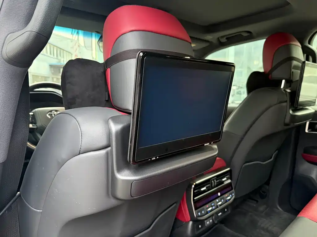Toyota Land Cruiser — миниатюра 10