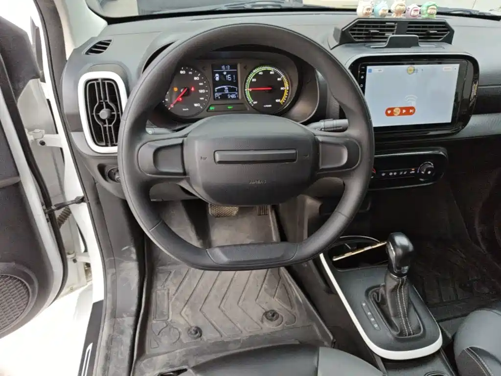 Roewe Clever — миниатюра 11