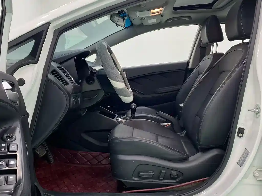 Kia K3 — миниатюра 4