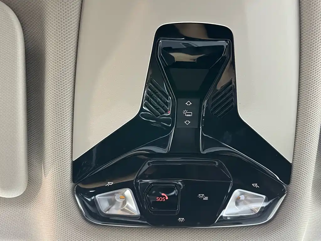 BMW X1 — миниатюра 12