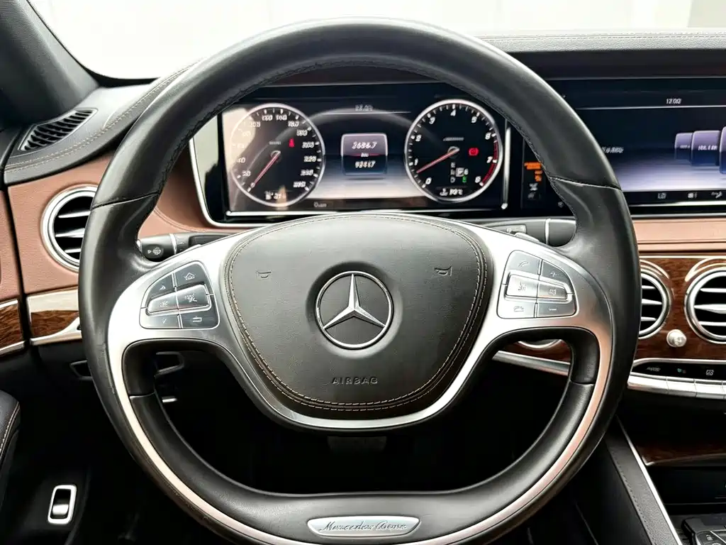 Mercedes-Benz S-Class — миниатюра 3