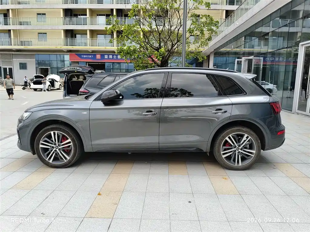 Audi Q5L — миниатюра 3