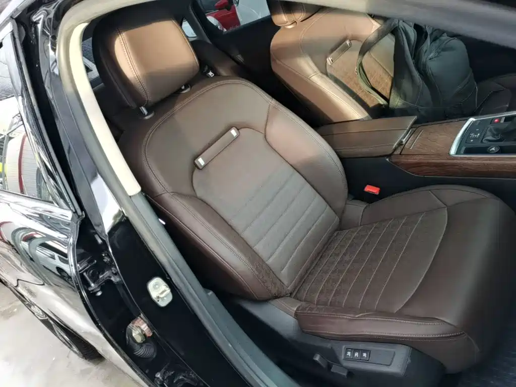 Citroen C6 — миниатюра 25