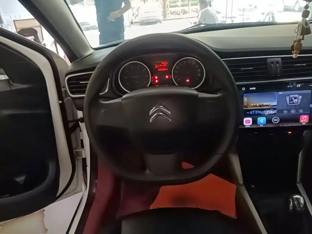 Citroen C3-XR — миниатюра 11