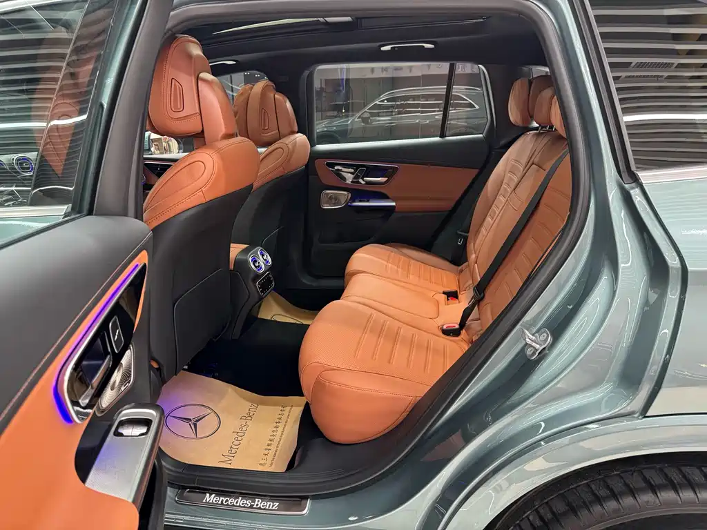 Mercedes-Benz GLC — миниатюра 12