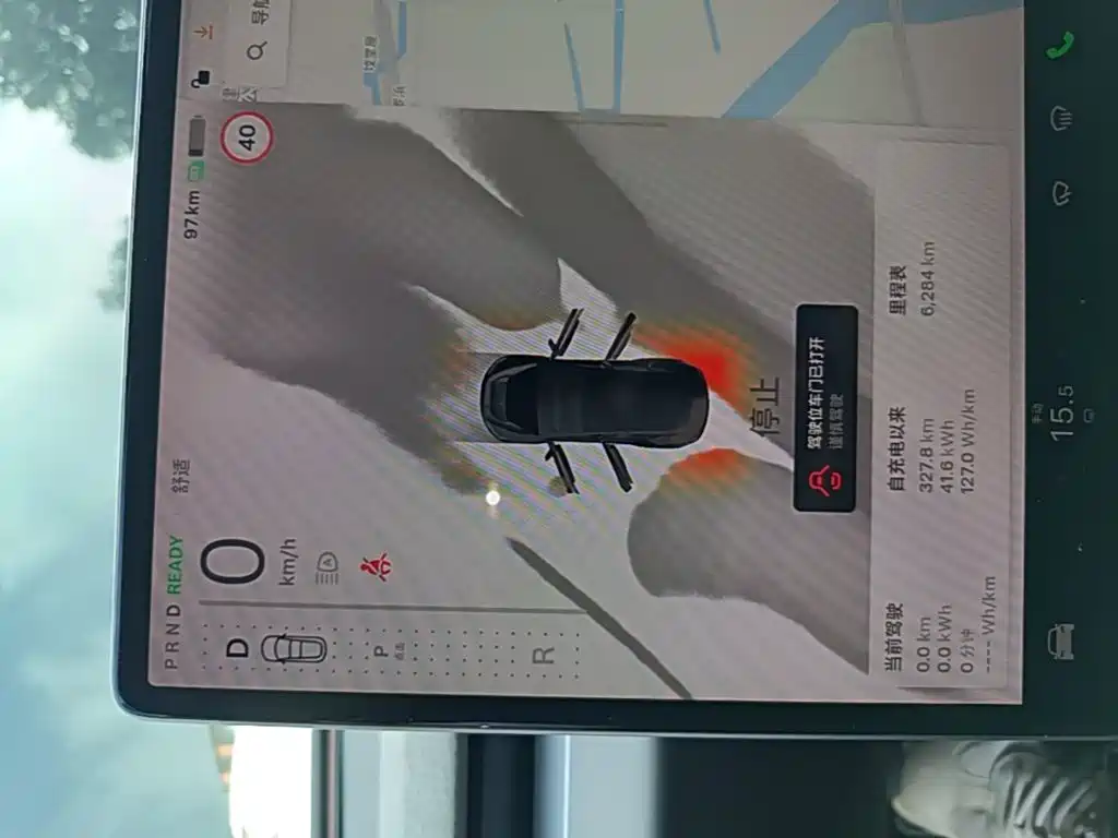 Tesla Model 3 — миниатюра 12