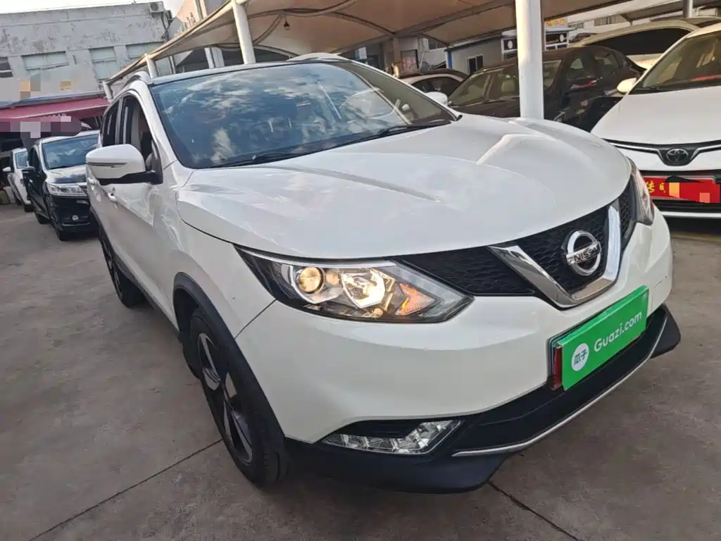 Nissan Qashqai — миниатюра 4