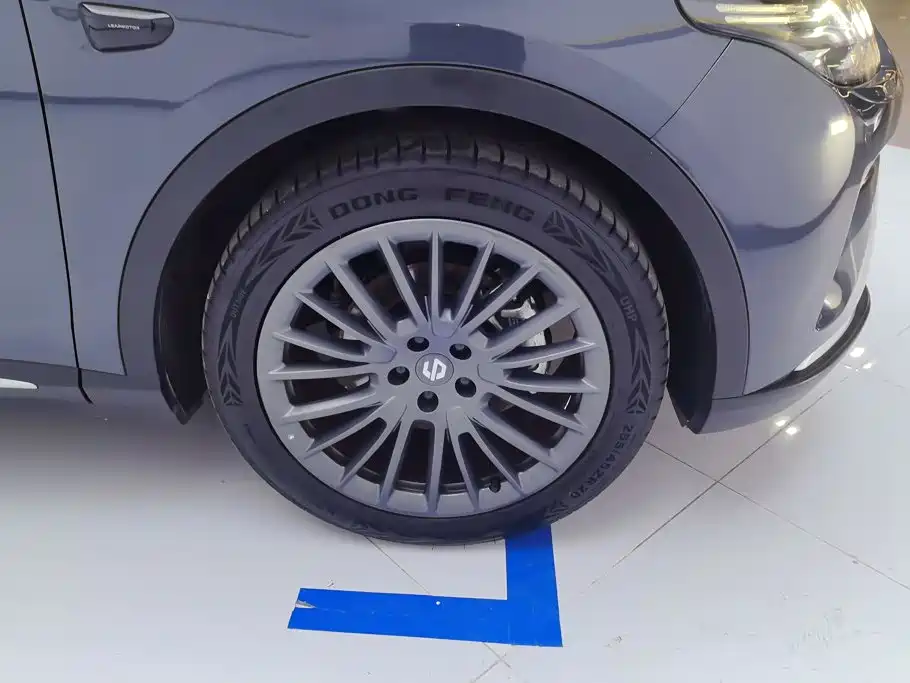 Leapmotor Leapmotor C11 — миниатюра 6