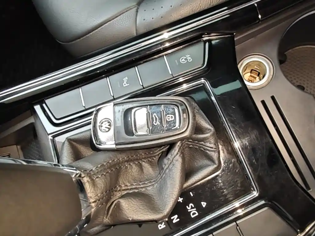 Volkswagen Phideon — миниатюра 9