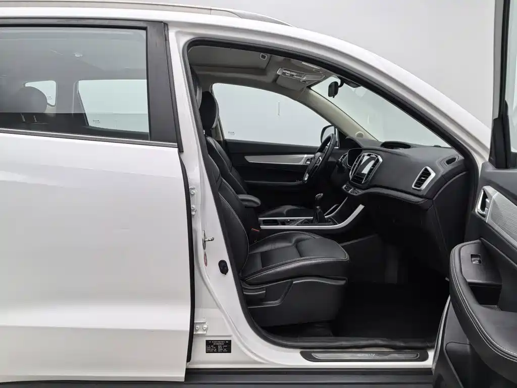 Geely Vision X6 — миниатюра 23