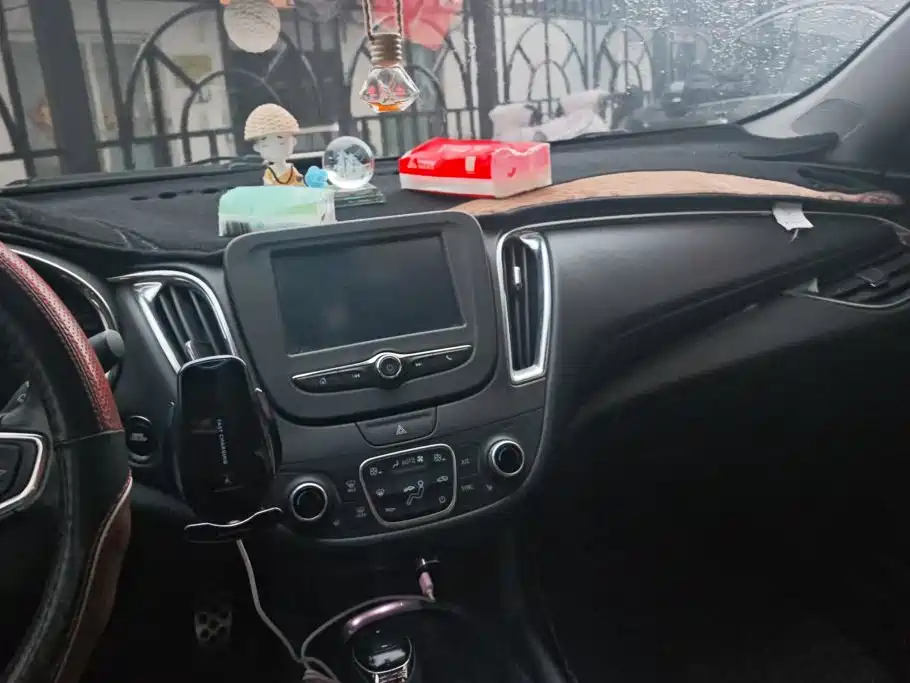 Chevrolet Malibu XL — миниатюра 13