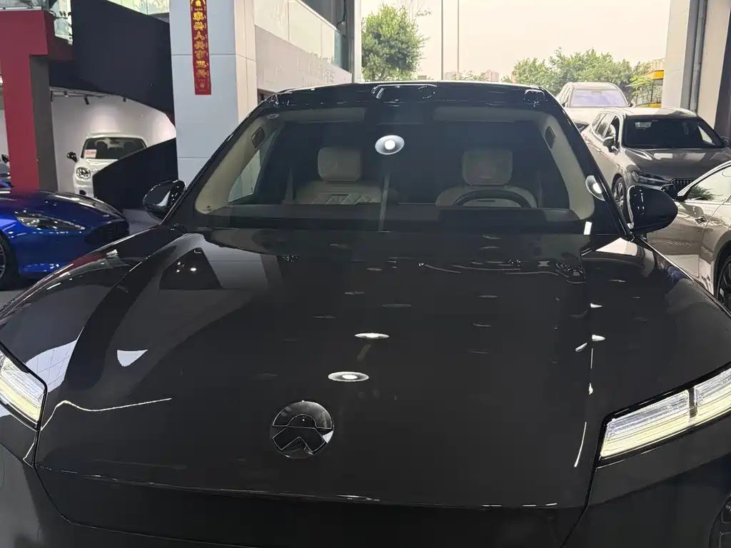 NIO ES8 — миниатюра 3
