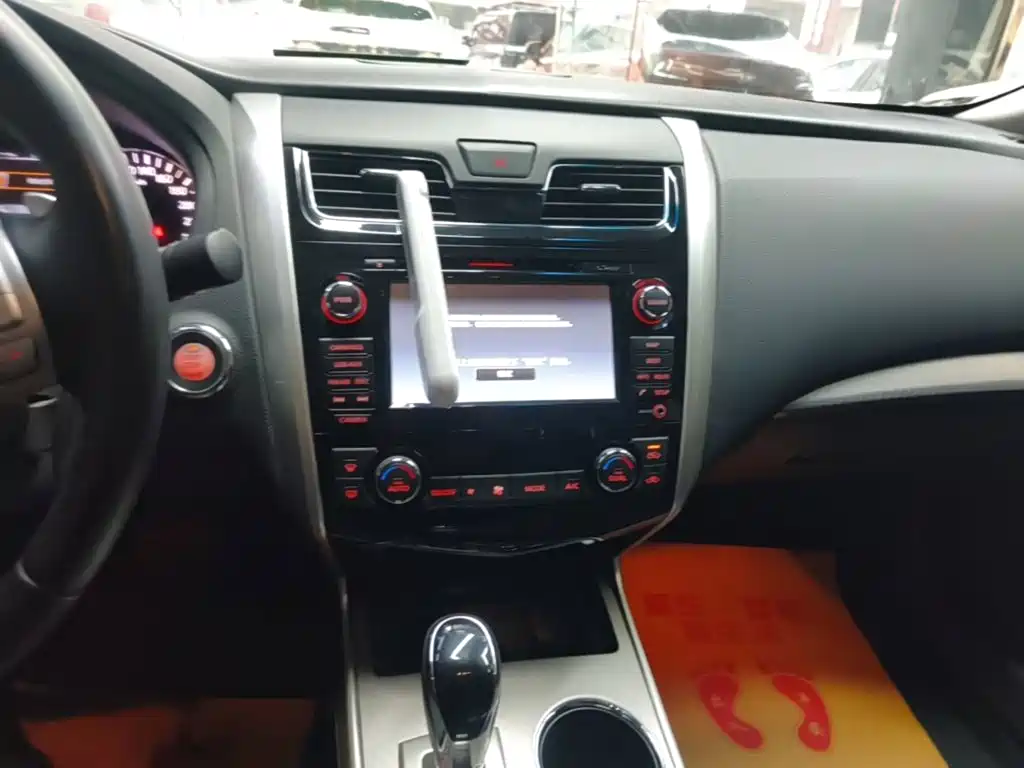 Nissan Teana — миниатюра 13
