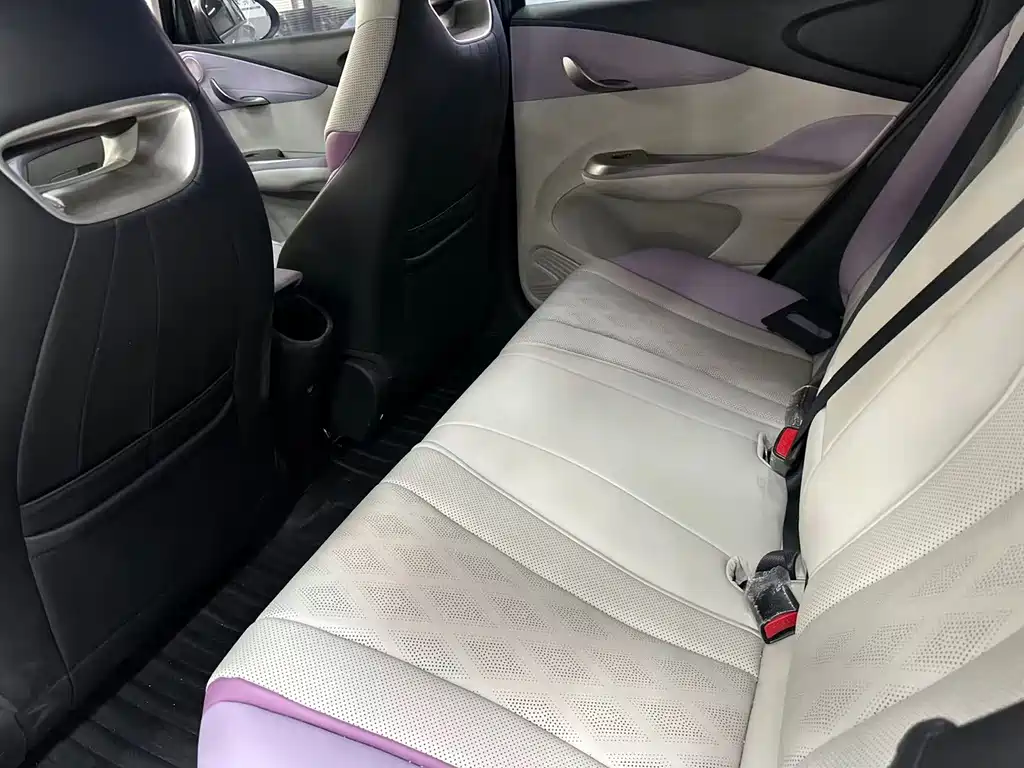 BYD Dolphin — миниатюра 10