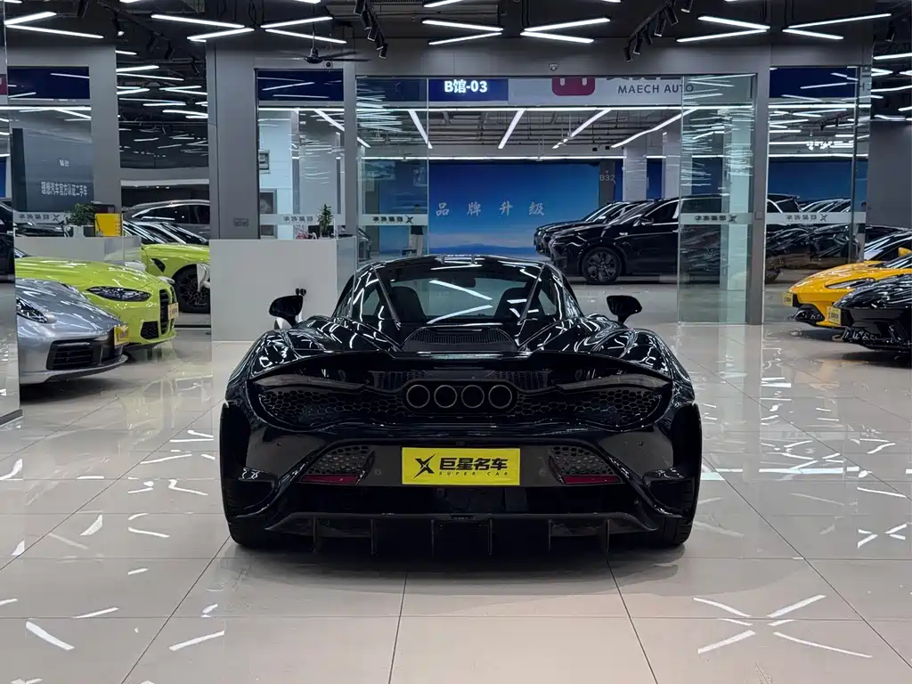 McLaren 720S — миниатюра 8