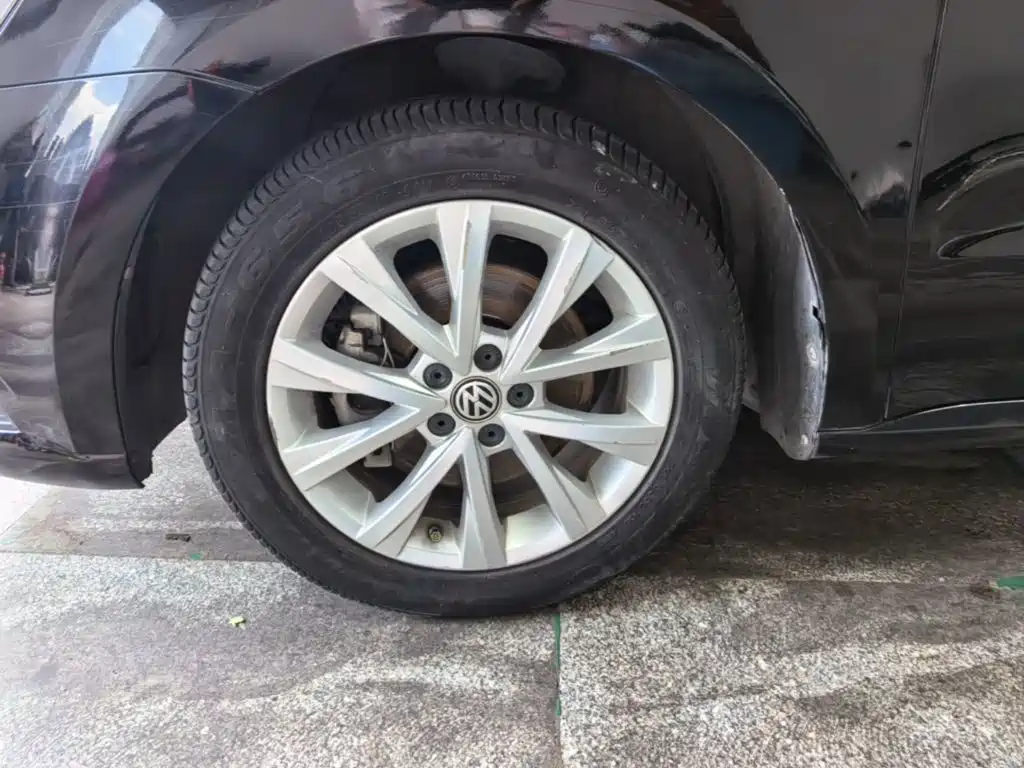 Volkswagen Lavida — миниатюра 23