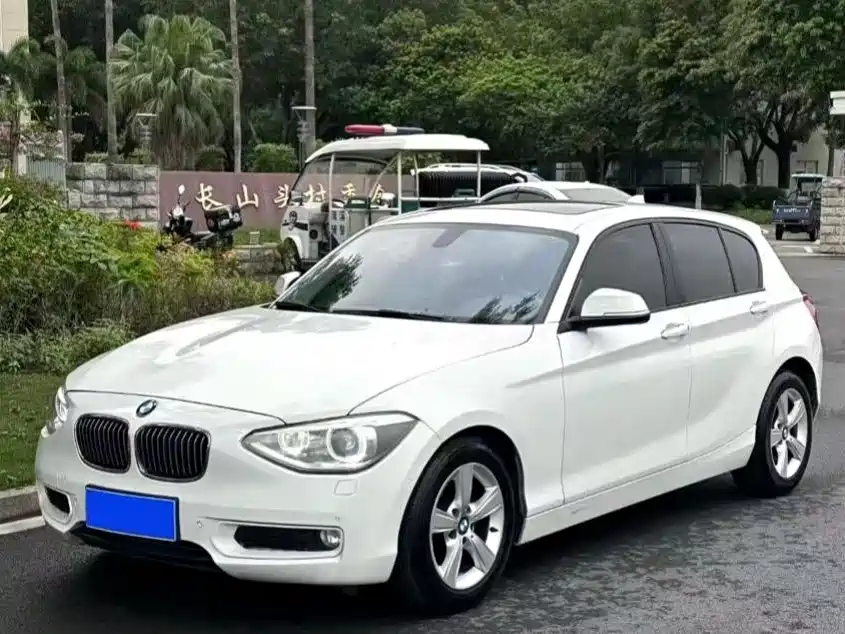 BMW 1 Series (Import) 2013