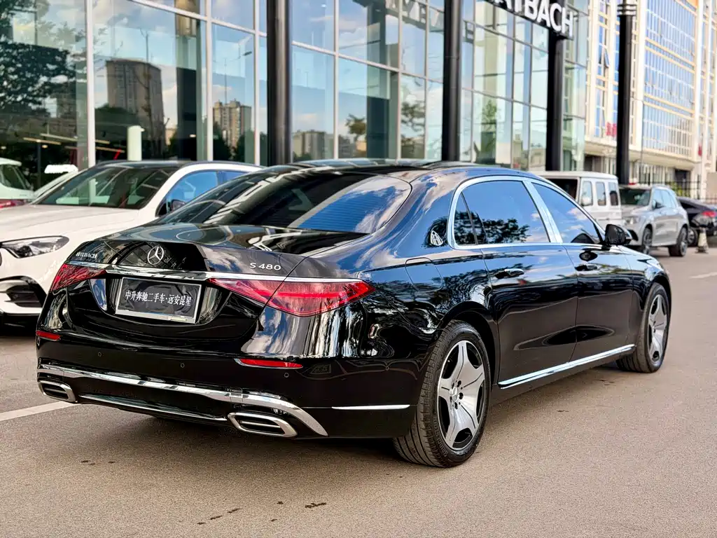 Mercedes-Benz S-Class — миниатюра 6