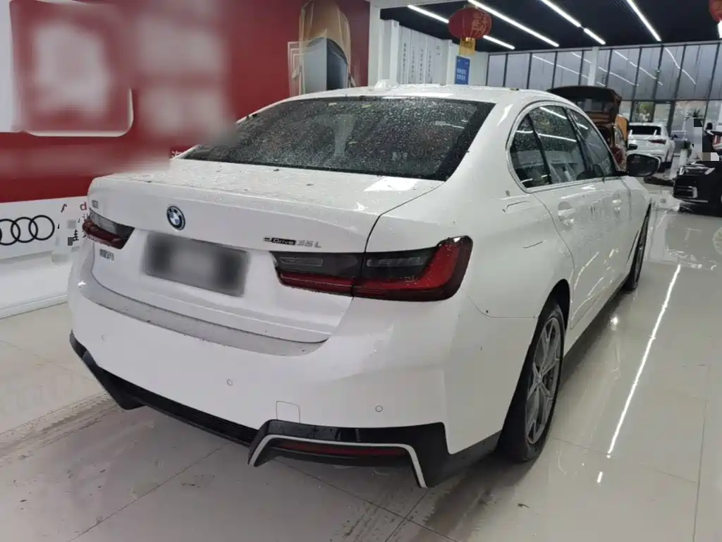 BMW i3 — миниатюра 7
