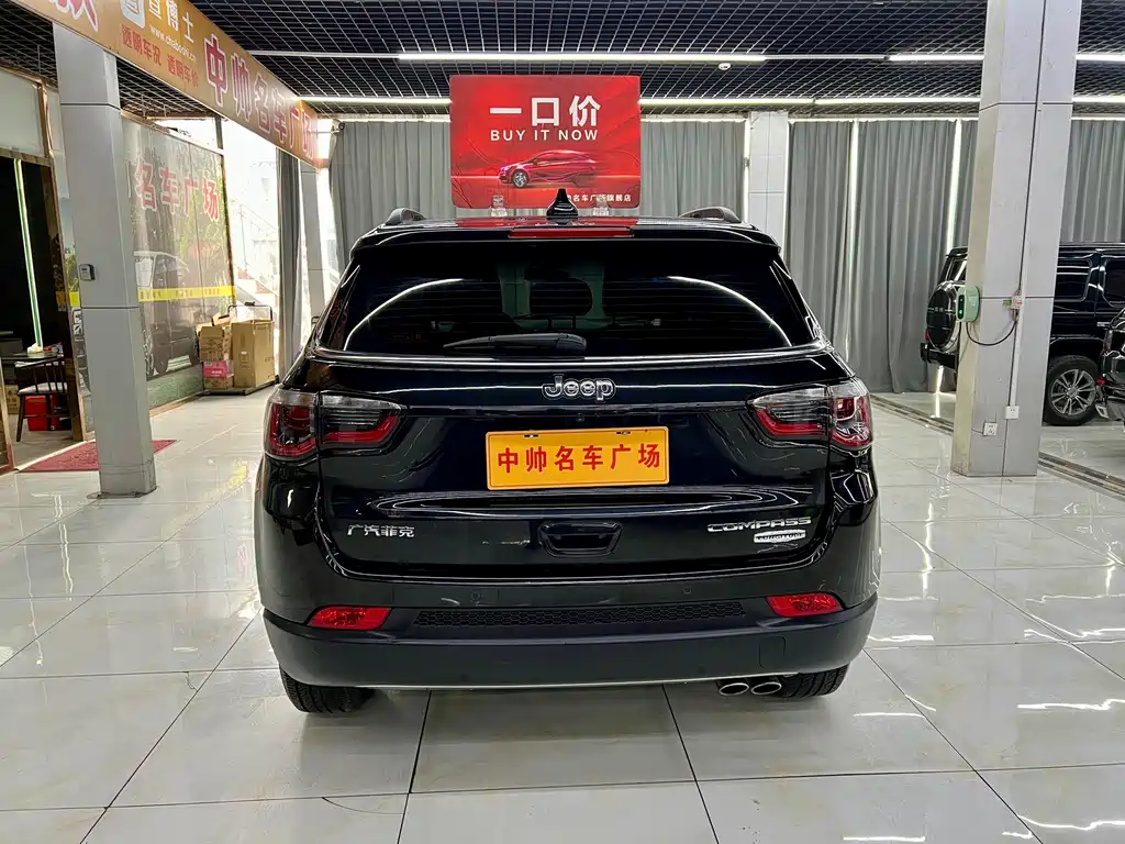 Jeep Compass — миниатюра 5