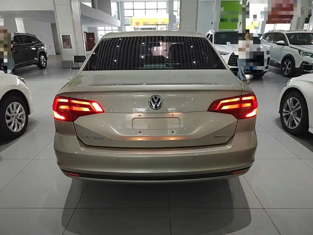 Volkswagen Bora — миниатюра 6