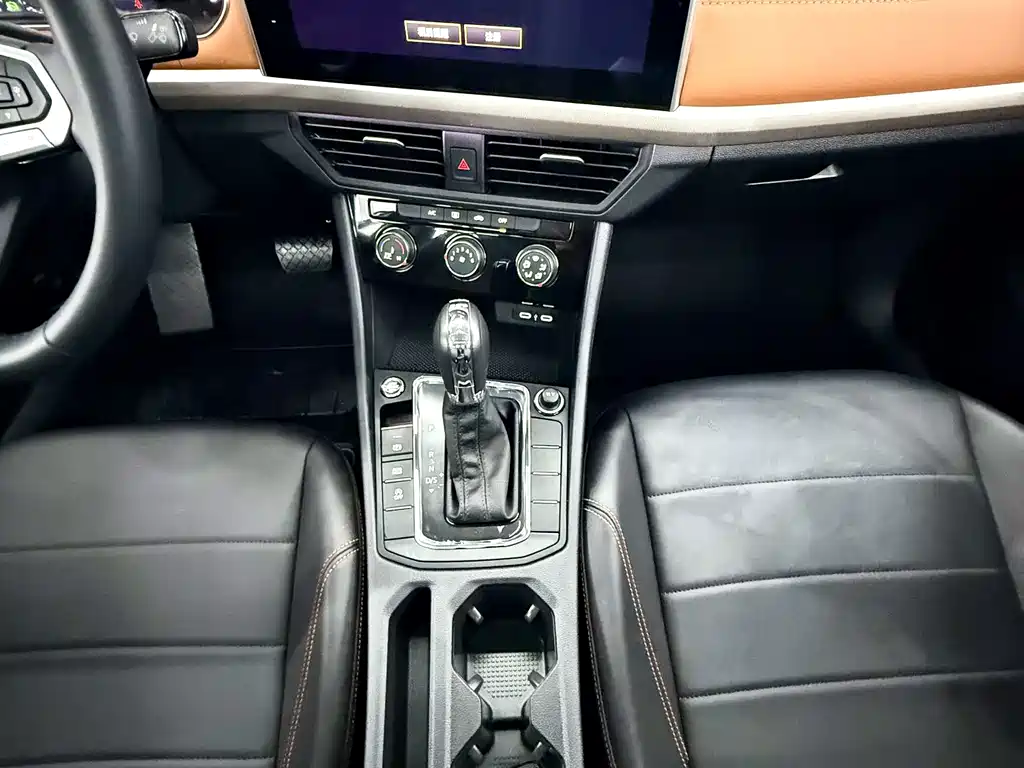 Volkswagen Bora — миниатюра 6