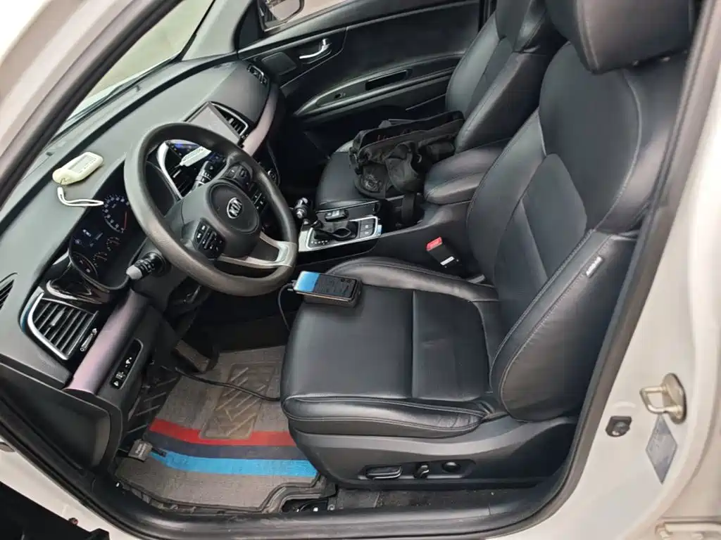 Kia K4 — миниатюра 15