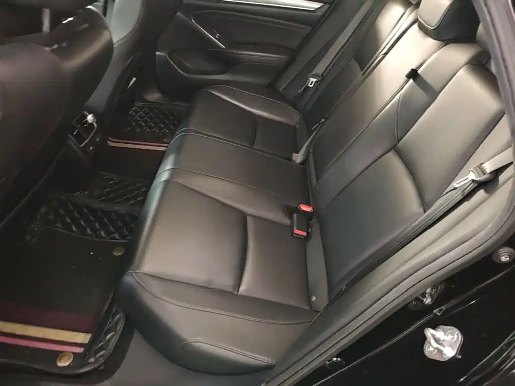 Honda Accord — миниатюра 22