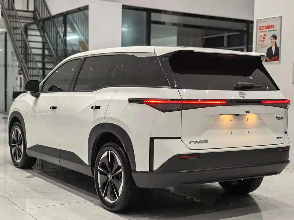 Toyota bZ3X — миниатюра 6