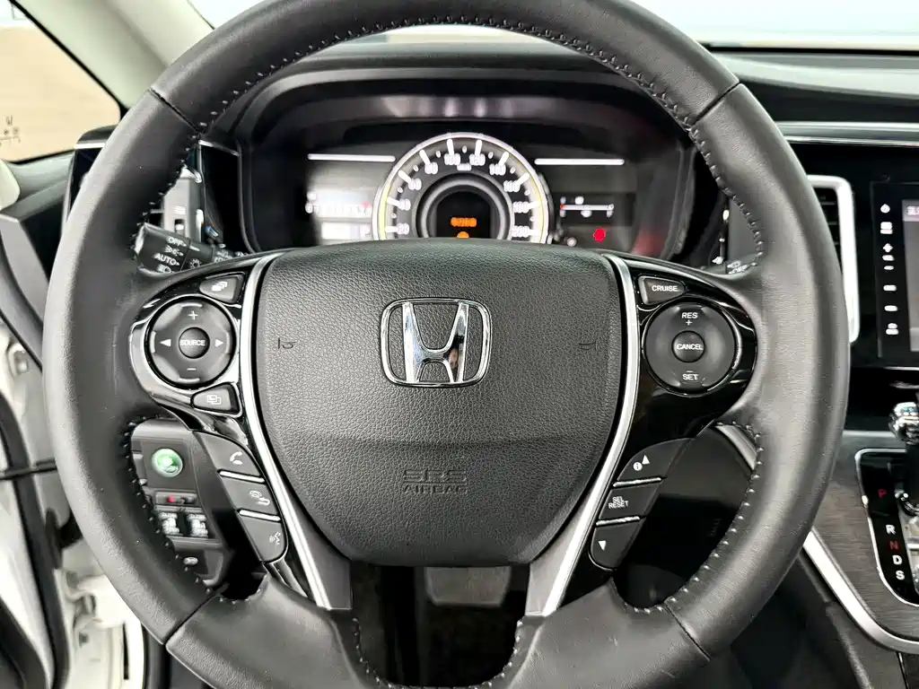 Honda Elysion — миниатюра 12